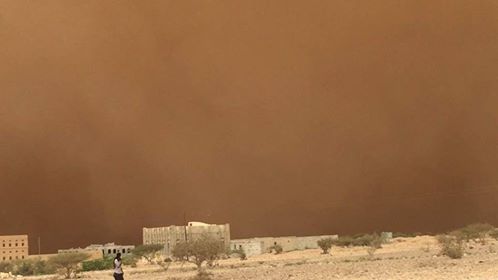 العاصفة الترابية