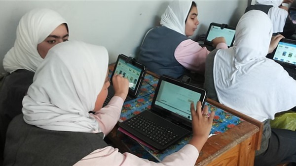التابلت التعليمي في مصر