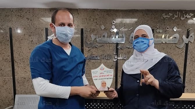  ممرضة لم ترى أسرتها 30 يوما لخدمة مرضي كورونا