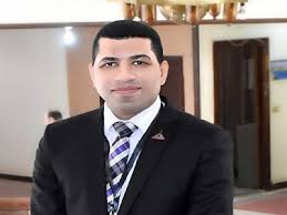 الدكتور اسلام السعيد مدير مركز تعليم الكبار
