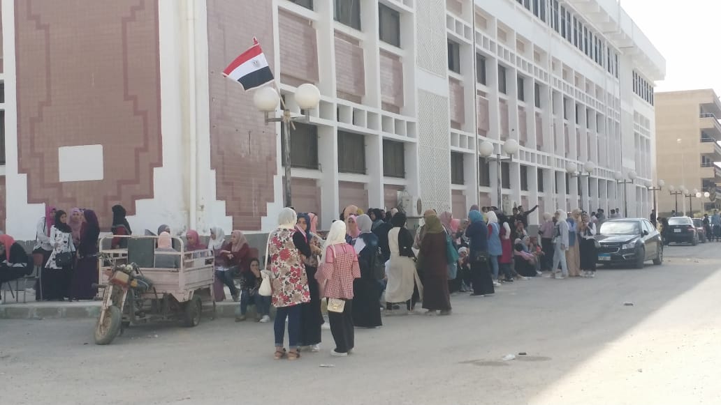  كلية الحاسبات والمعلومات بالعريش