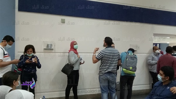 الكشف الطبي على الوافدين إلى البحر الأحمر