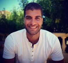 الفنان أحمد حسنين
