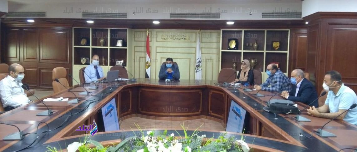 نائب محافظ بني سويف يتابع تنفيذ مشروع تطوير المراكز التكنولو