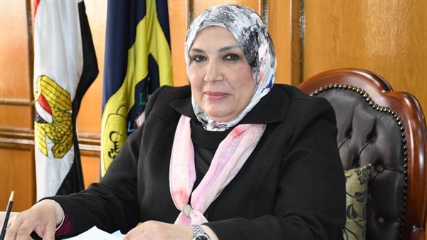 الدكتورة ماجدة هجرس رئيس جامعة قناة السويس