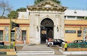 كلية الفنون التطبيقة بجامعة حلوان - أرشيفية