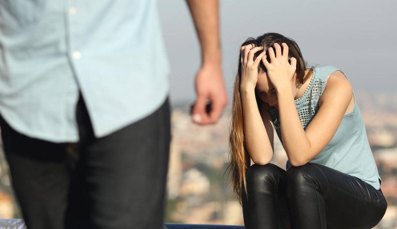 الاعتداء على زوجة 