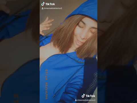 منة عبد العزيز