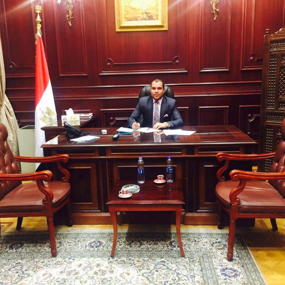  أحمد مستشار رئيس حزب المؤتمر 