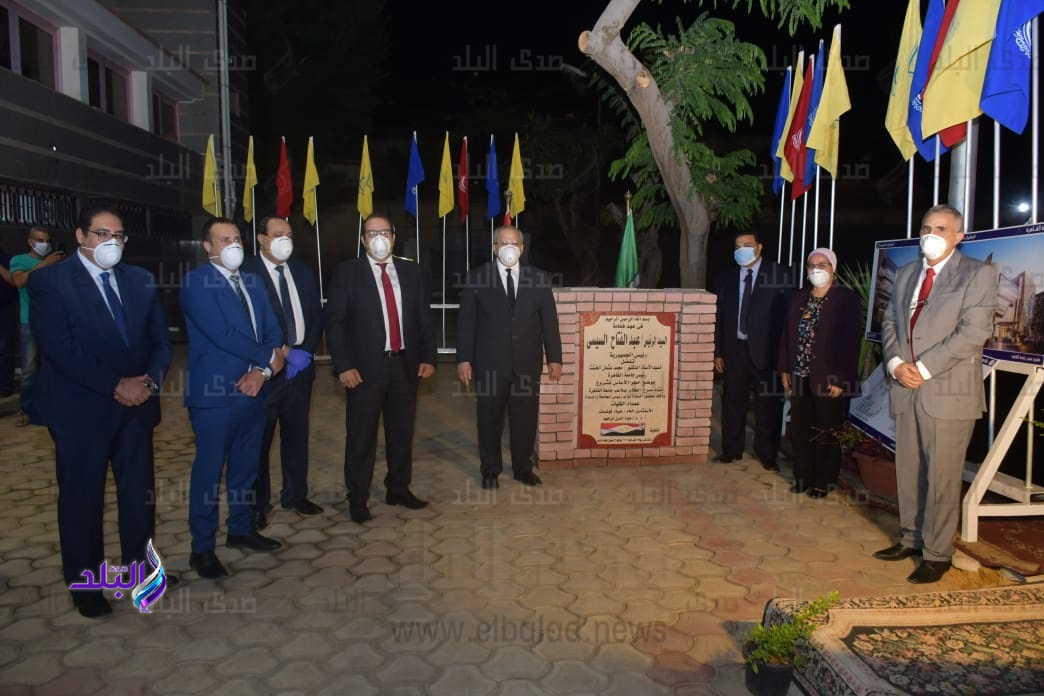 الدكتور محمد عثمان الخشت رئيس جامعة القاهرة، عن وضع حجر أسا  الدكتور محمد عثمان الخشت رئيس جامعة القاهرة، عن وضع حجر أسا