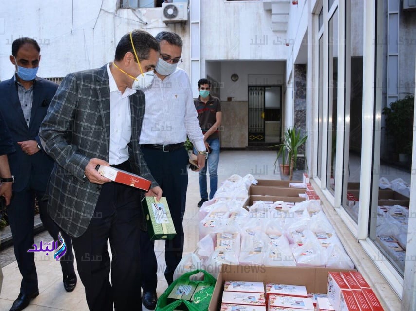 مستشفيات العزل بالغربية تحتفل بالعيد مع مرضى كورونا