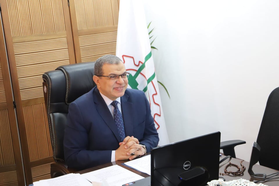 محمد سعفان وزير القوى العاملة