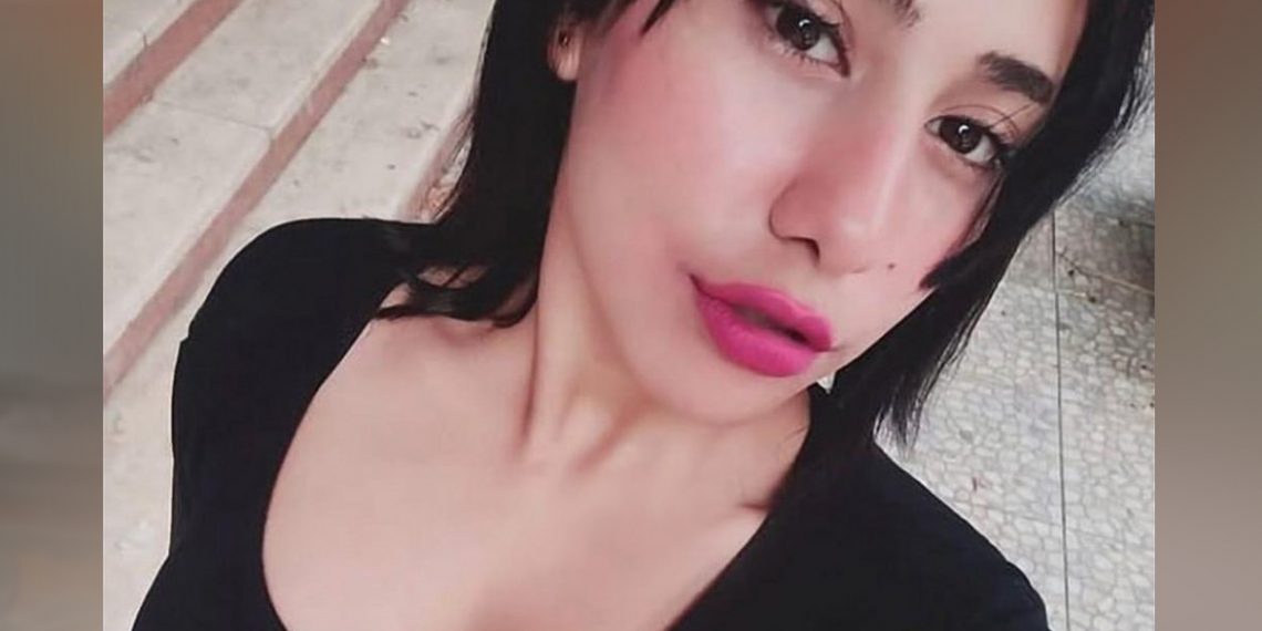منة عبدالعزيز