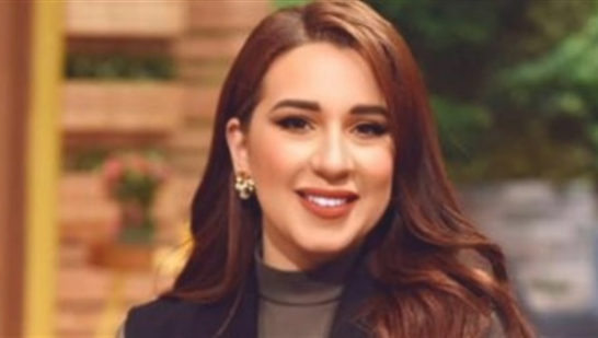 أسما شريف منير