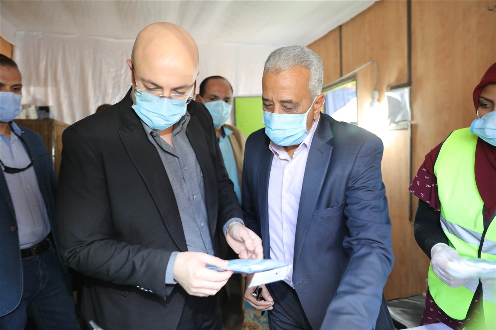 الدكتور محمد هاني غنيم محافظ بني سويف الدكتور محمد هاني غنيم محافظ بني سويف