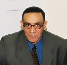 الصحفى الراحل مجدى كامل 