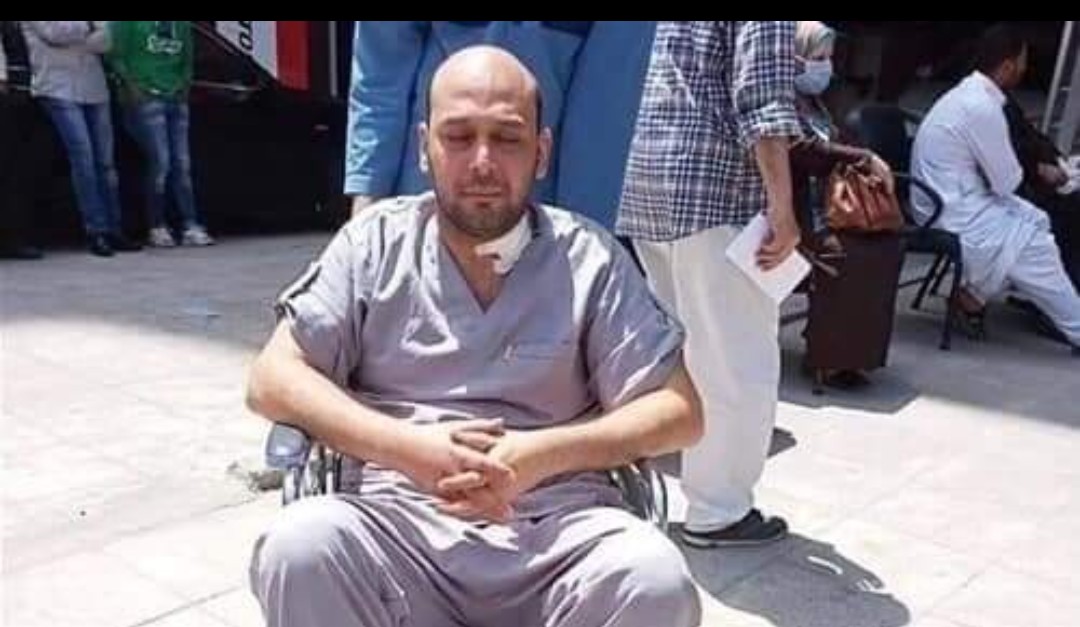 الطبيب محمود سامى