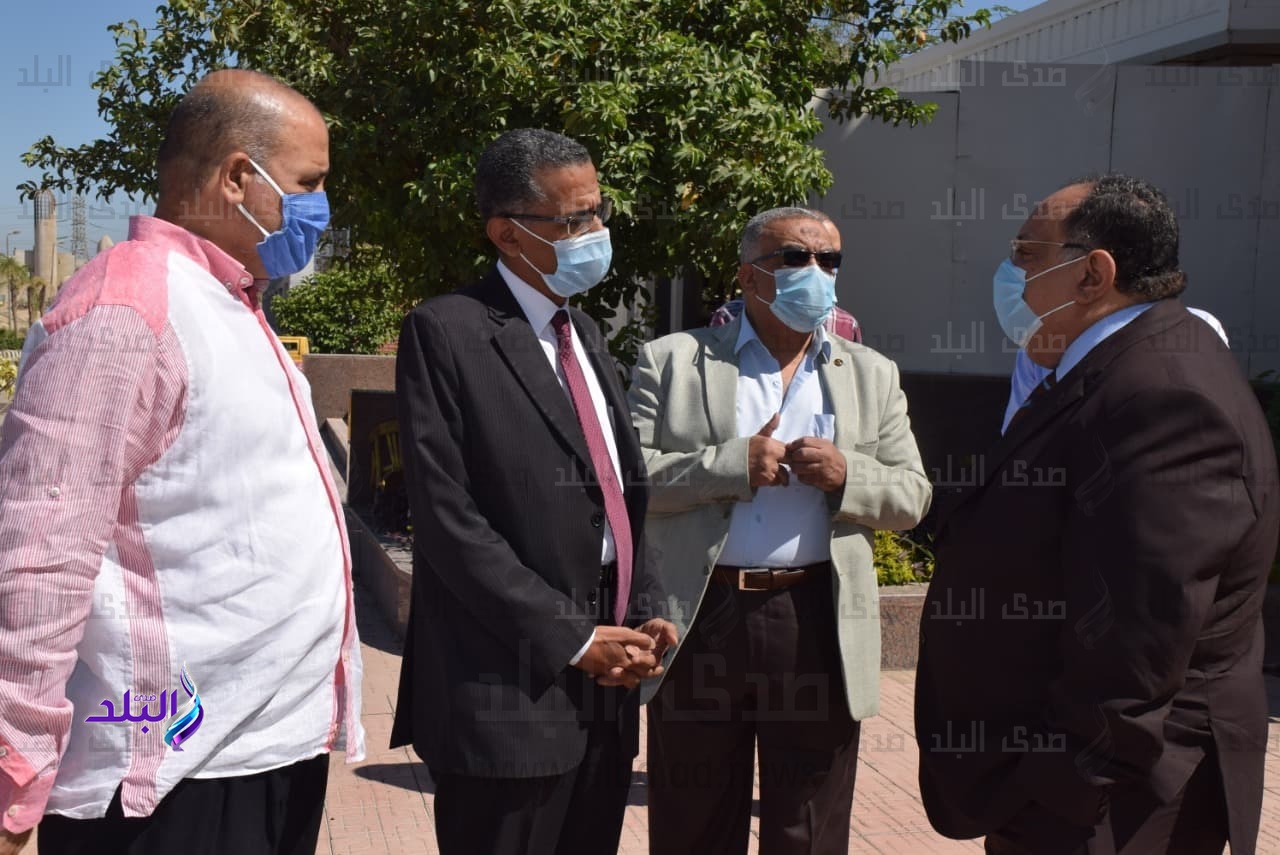 جانب مو جولة رئيس جامعة حلوان الدكتور ماجد نجم جانب مو جولة رئيس جامعة حلوان الدكتور ماجد نجم