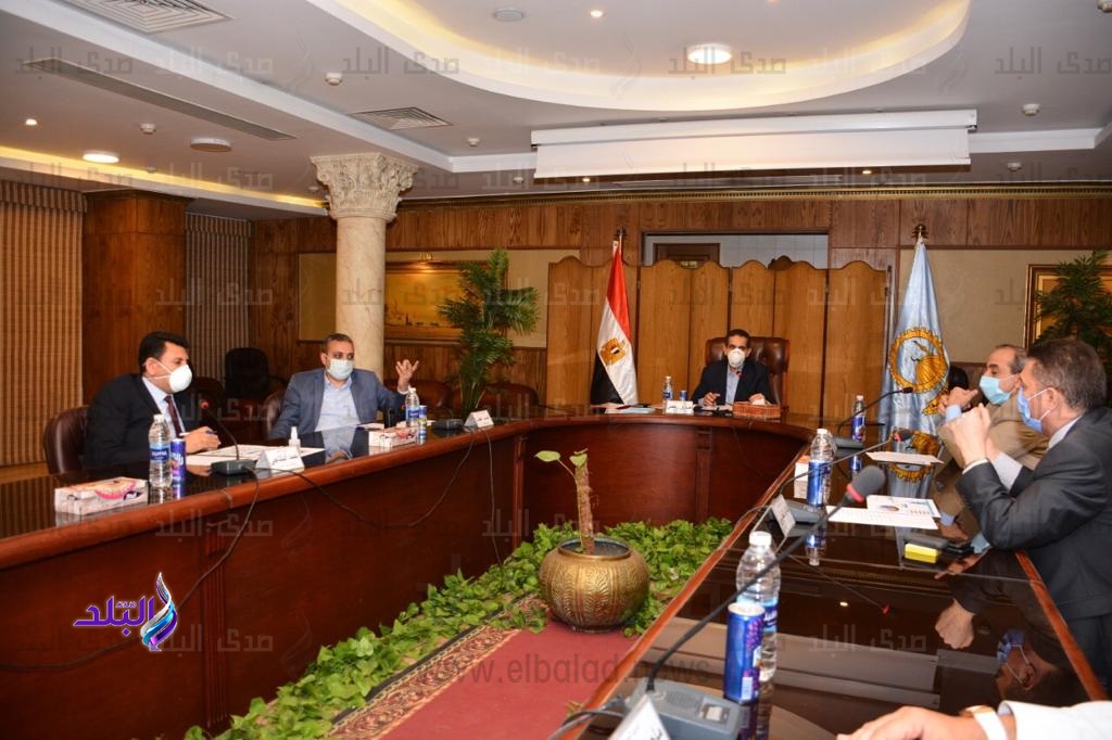 الدكتور طارق رحمي محافظ الغربية 