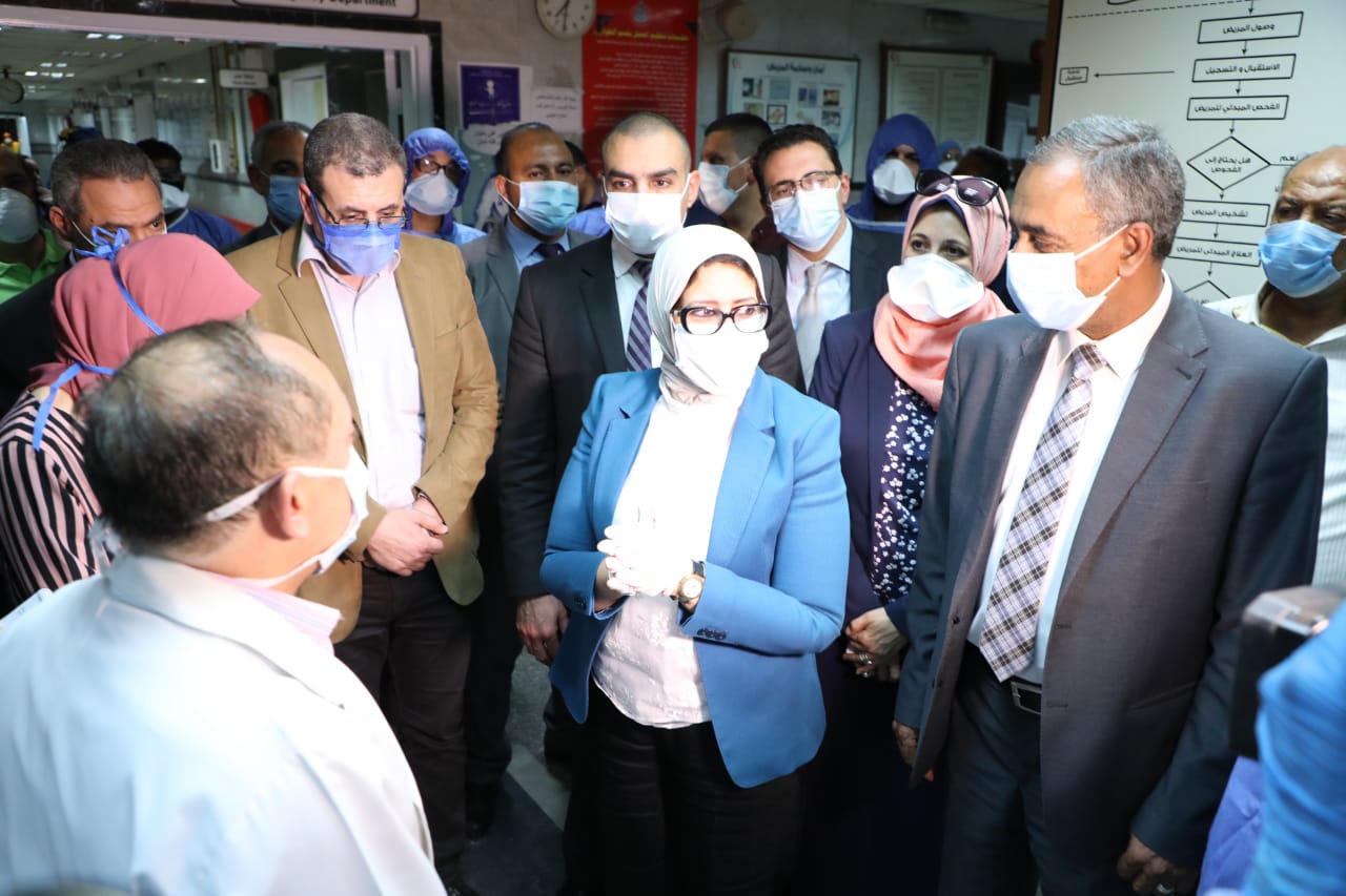 وزيرة الصحة هالة زايد