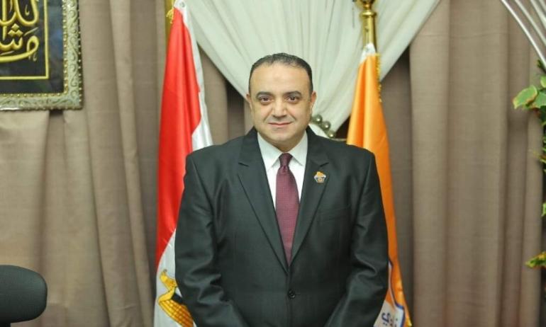 أسامة أبو زيد رئيس نادي الشمس أسامة أبو زيد رئيس نادي الشمس
