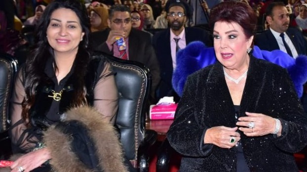 الفنانة رجاء الجداوى ووفاء عامر 