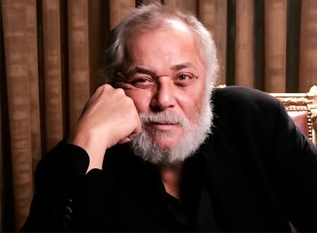 محمود عبد العزيز 