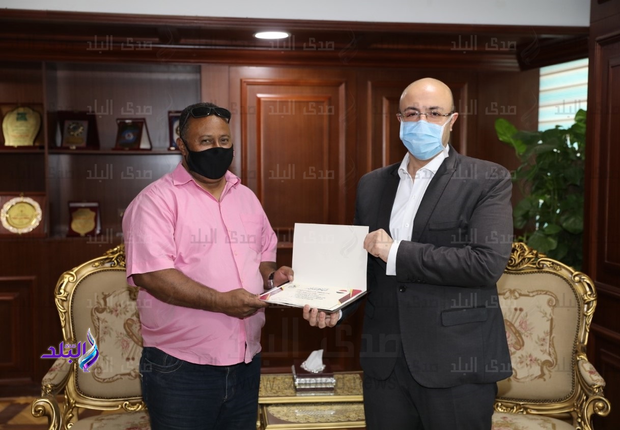 الدكتور محمد هاني غنيم محافظ بني سويف