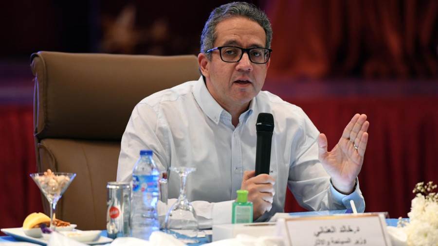 خالد العناني 