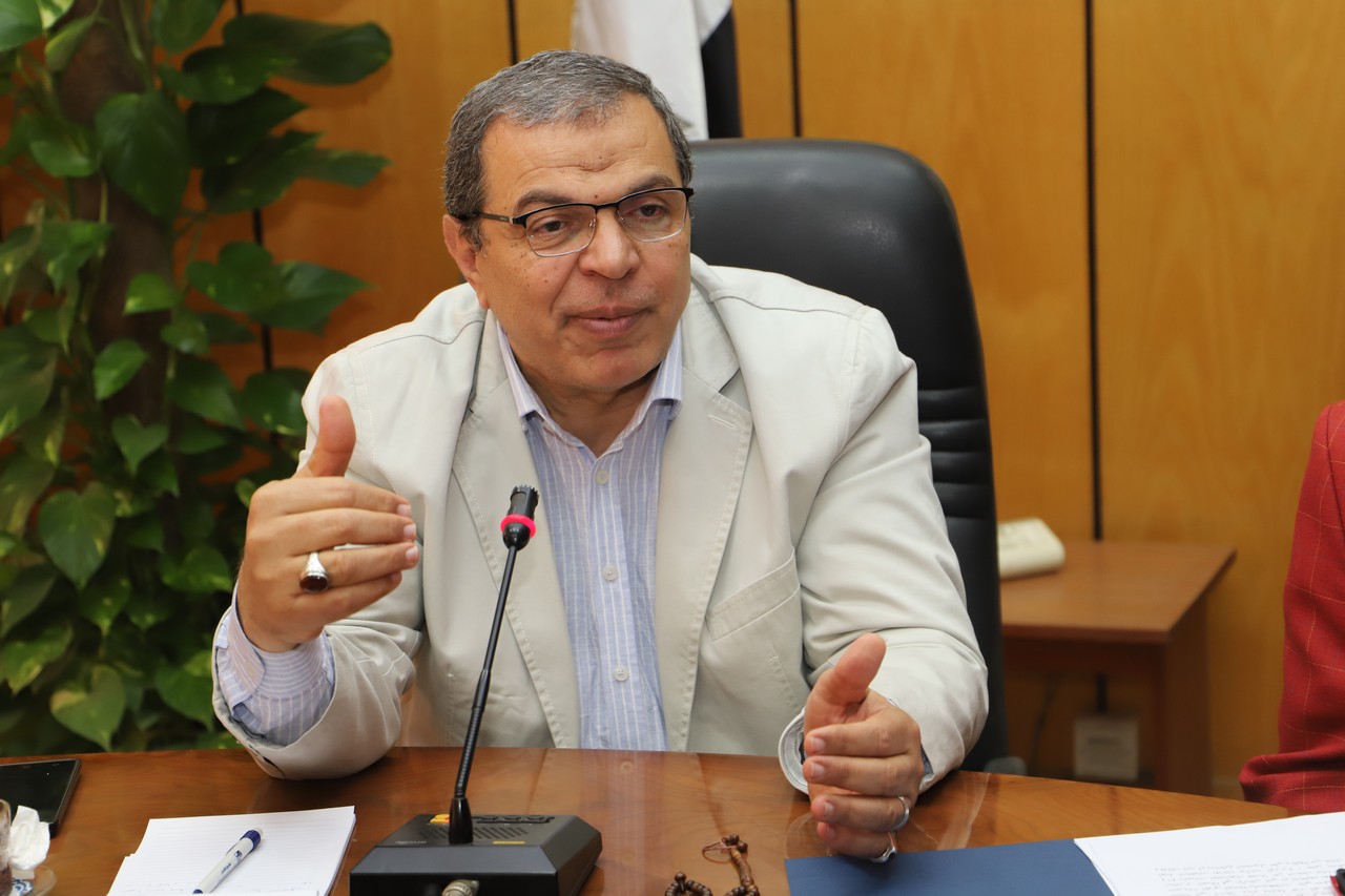 وزير القوى العاملة محمد سعفان وزير القوى العاملة محمد سعفان