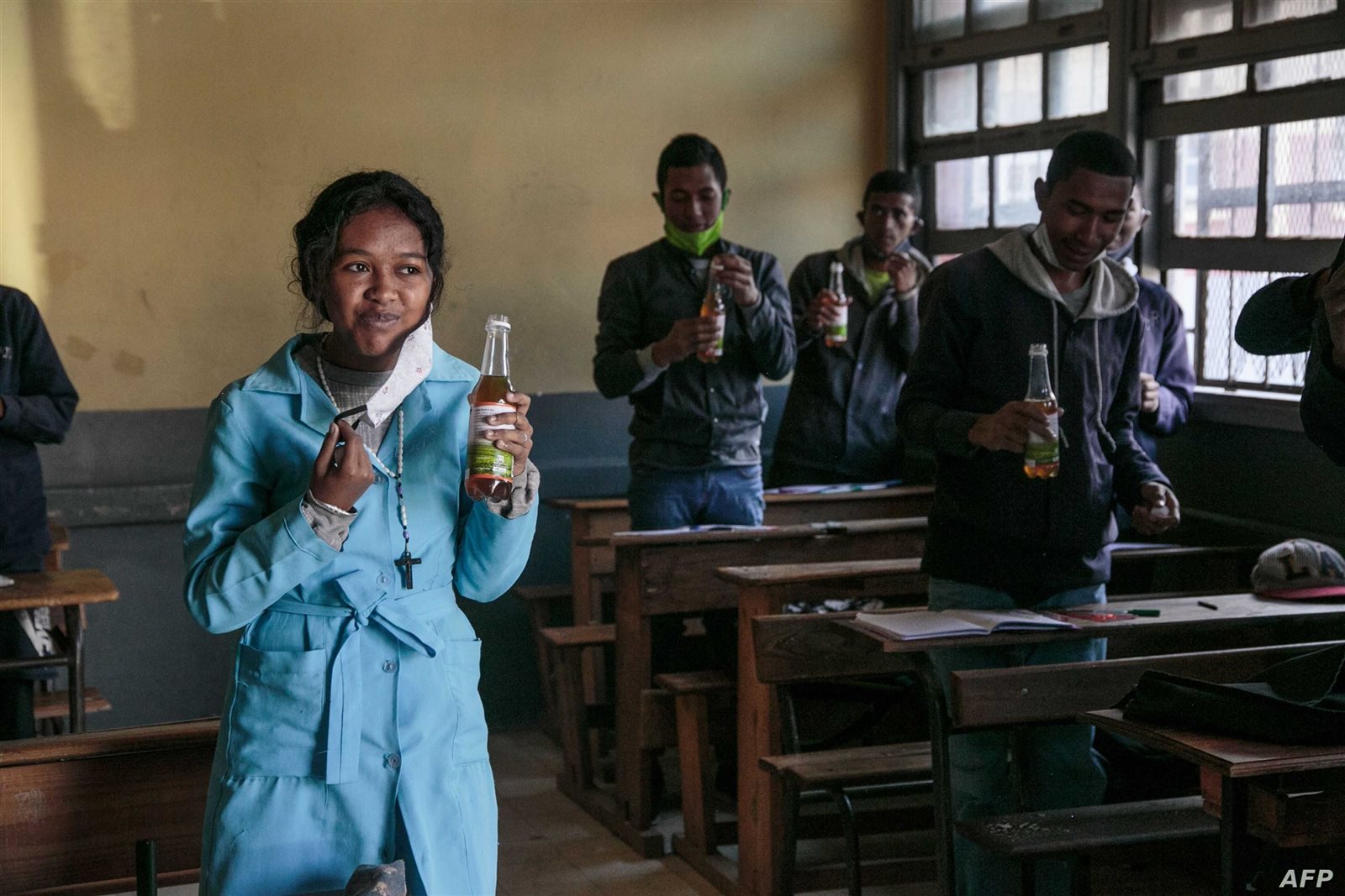 إقالة وزيرة التعليم في مدغشقر بسبب مشروب لعلاج كورونا إقالة وزيرة التعليم في مدغشقر بسبب مشروب لعلاج كورونا