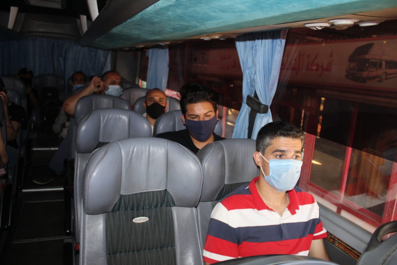 نقل العالقين 