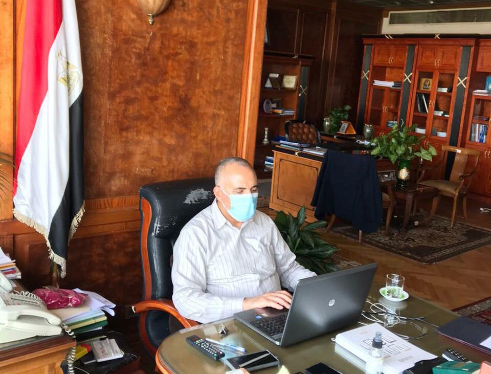 الدكتور محمد عبد العاطى وزير الموارد المائية والرى