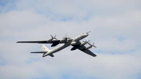 طائرة C130