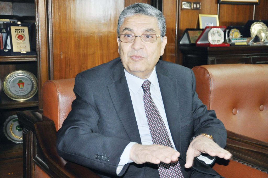 وزير الكهرباء