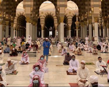 خطيب المسجد النبوي: العاقل الواعي يحذر الشر قبل أن يصيبه