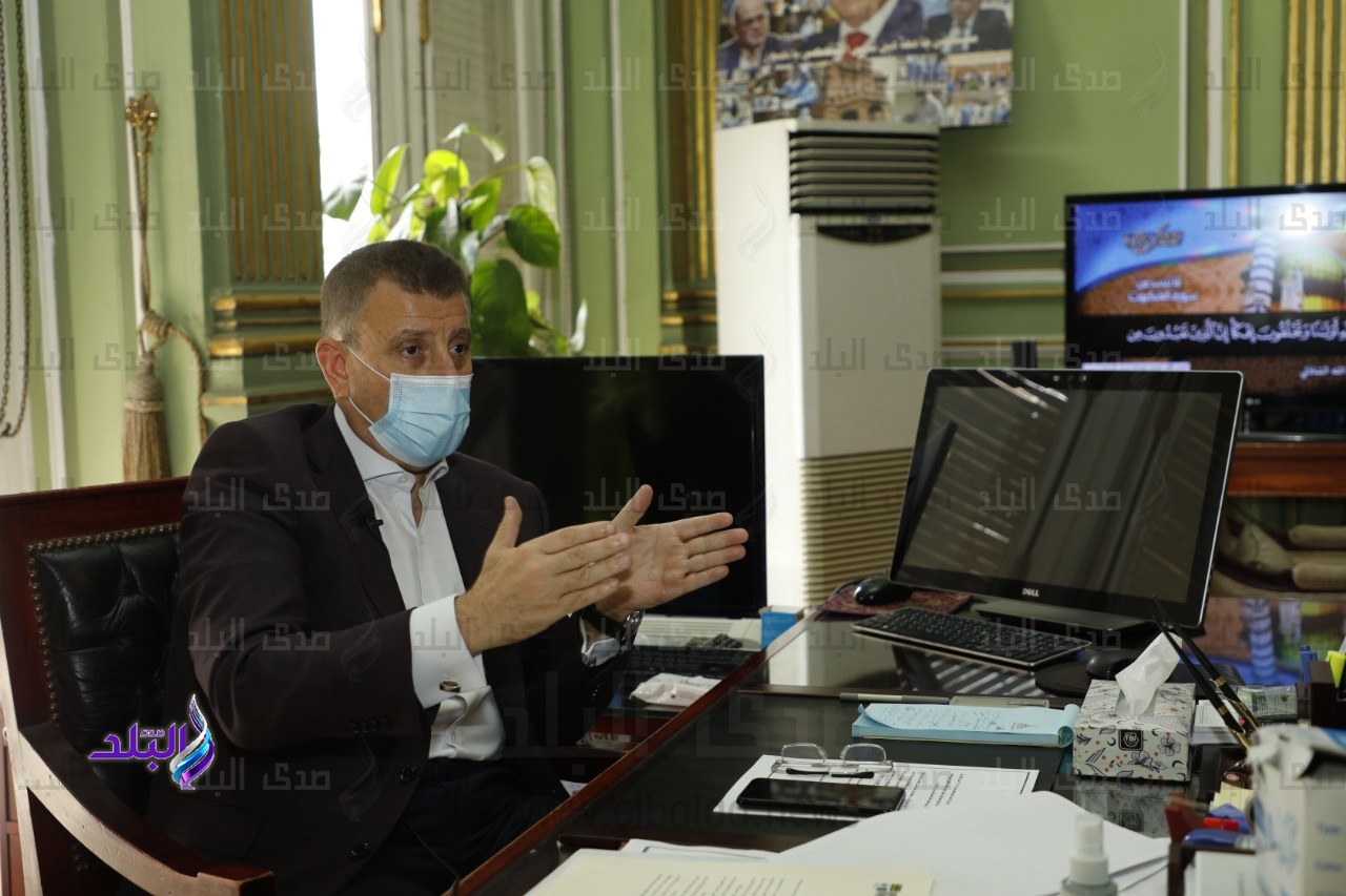 الدكتور محمود المتيني 