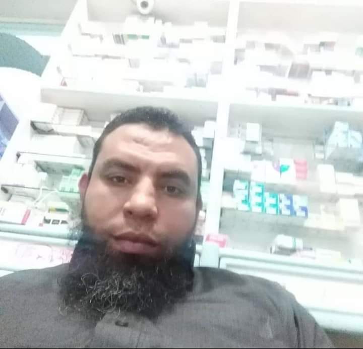 الصيدلي عبد العزيز صبري
