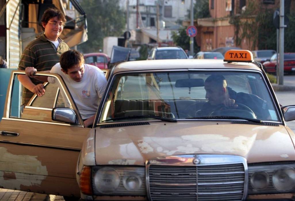 تاكسي لبنان