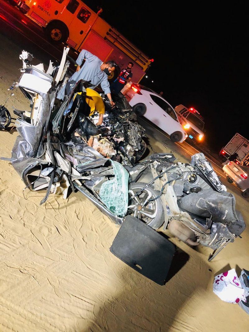 حادث تصادم سيارتين بالسعودية