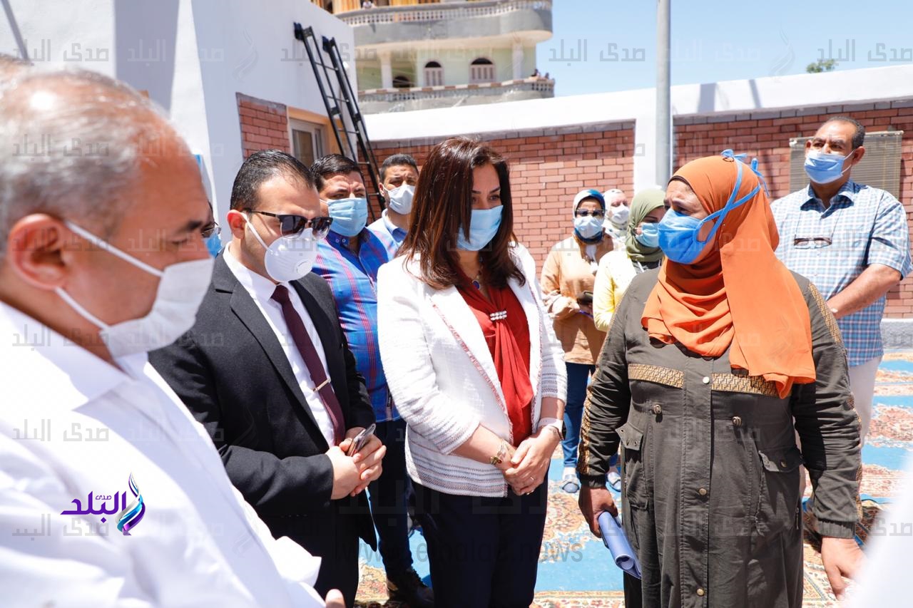 الدكتورة منال عوض، محافظ دمياط