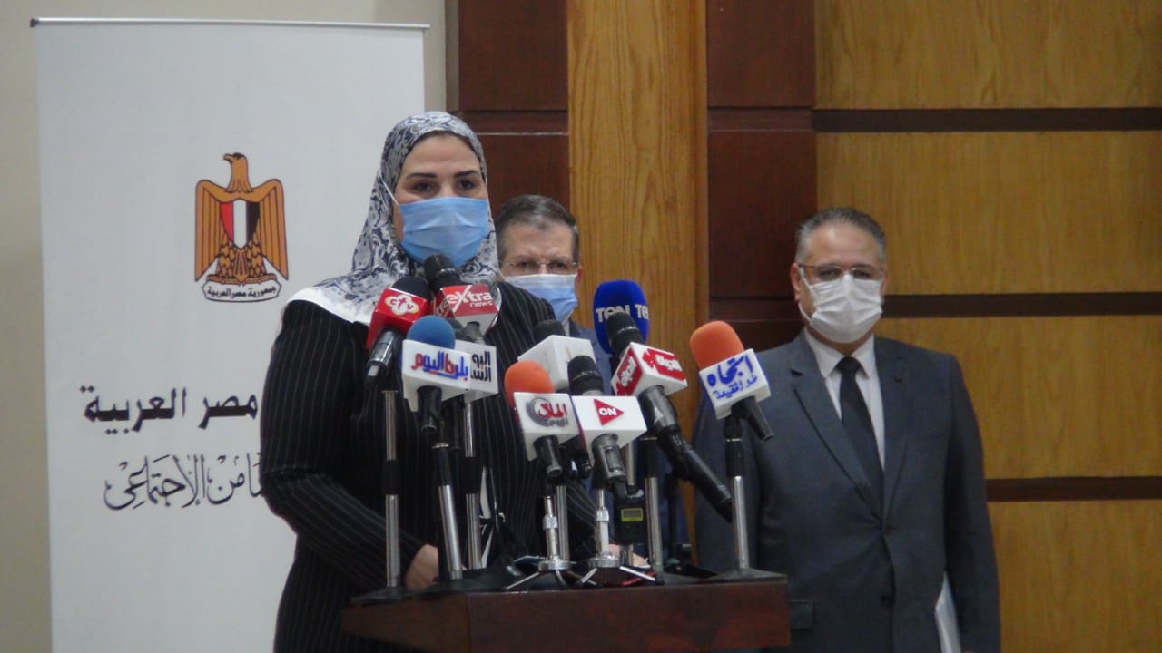 الدكتورة نيفين القباج