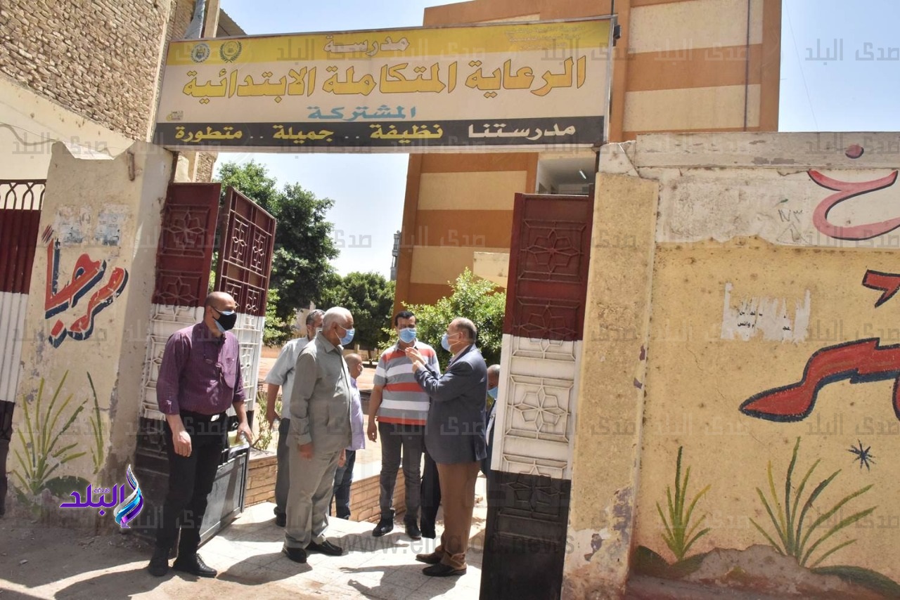 محافظ أسيوط يتفقد لجان الثانوية العامة
