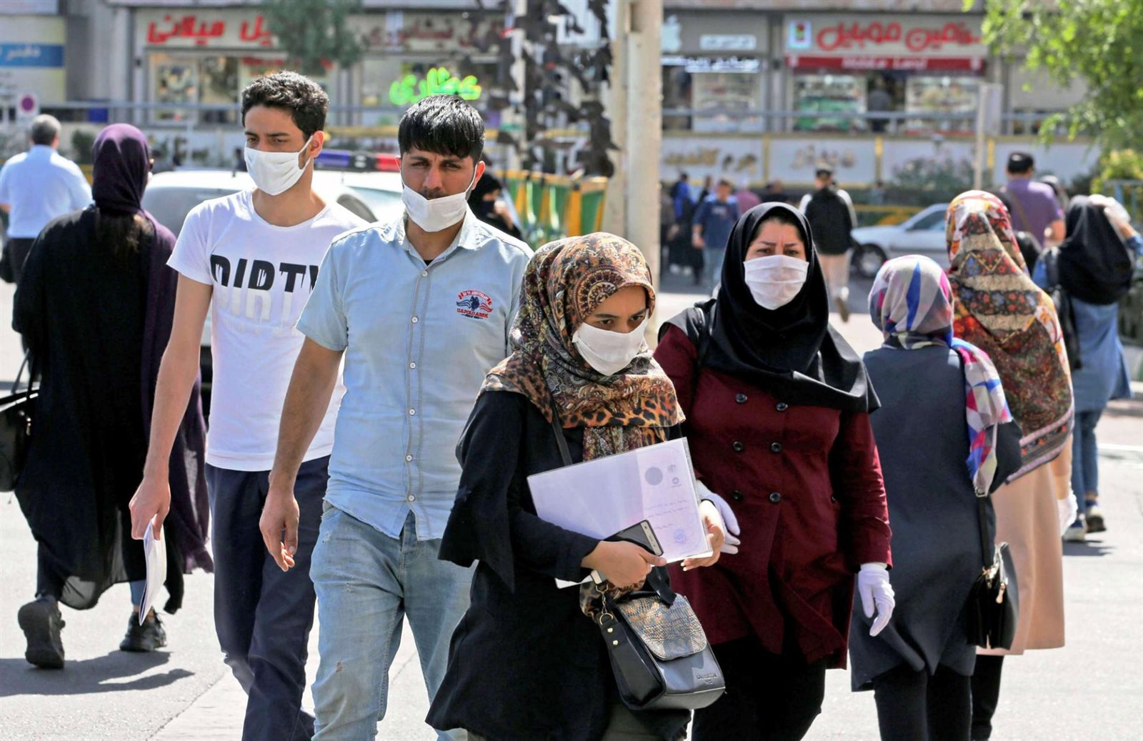 العراق يسجل 60 وفاة و1386 إصابة جديدة بـ كورونا