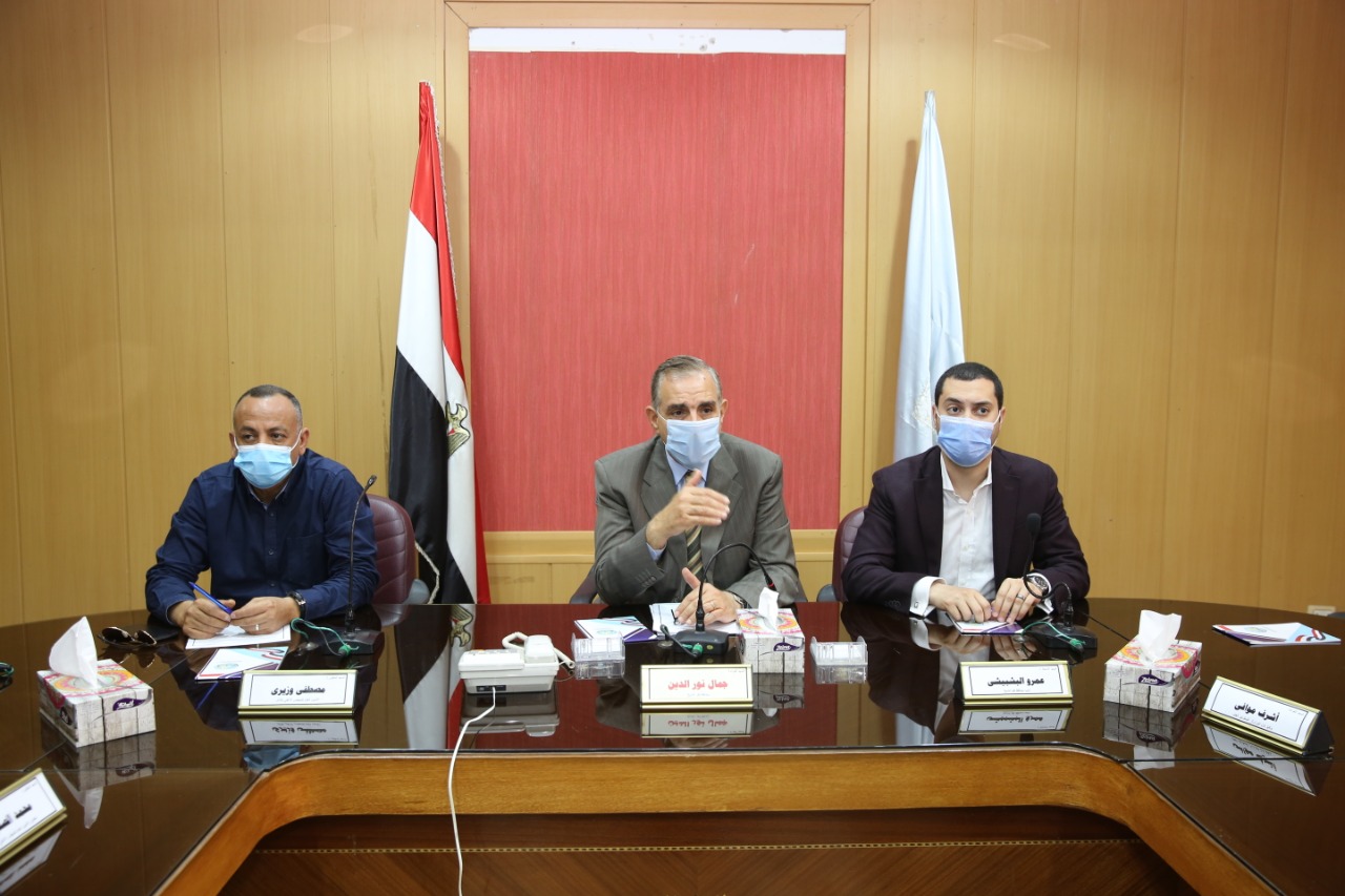 محافظ كفر الشيخ ورئيس المجلس الأعلى للآثار