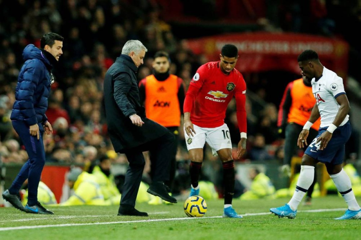 مباراة مانشستر يونايتد وتونهام " أرشفية"