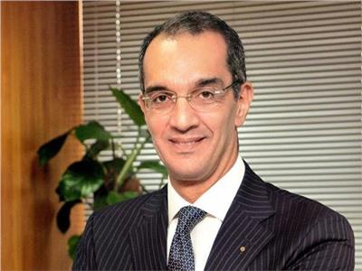 الدكتور عمرو طلعت وزير الإتصالات 