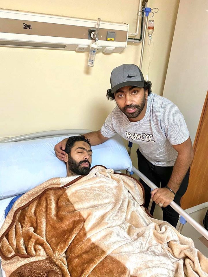 حسين الشحات وشقيقه
