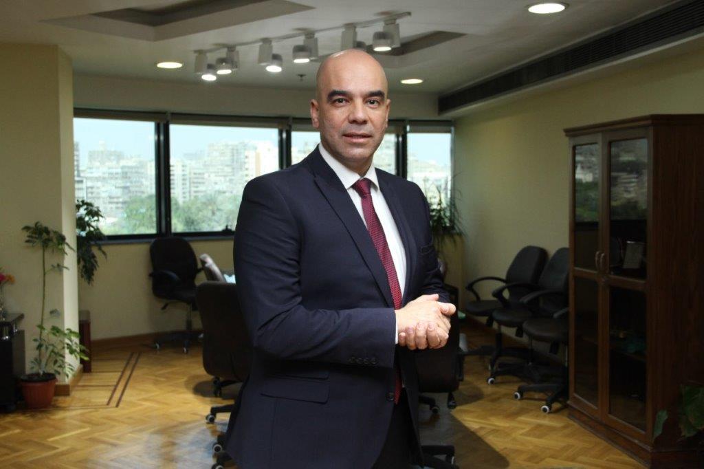 الدكتور تامر جمعة