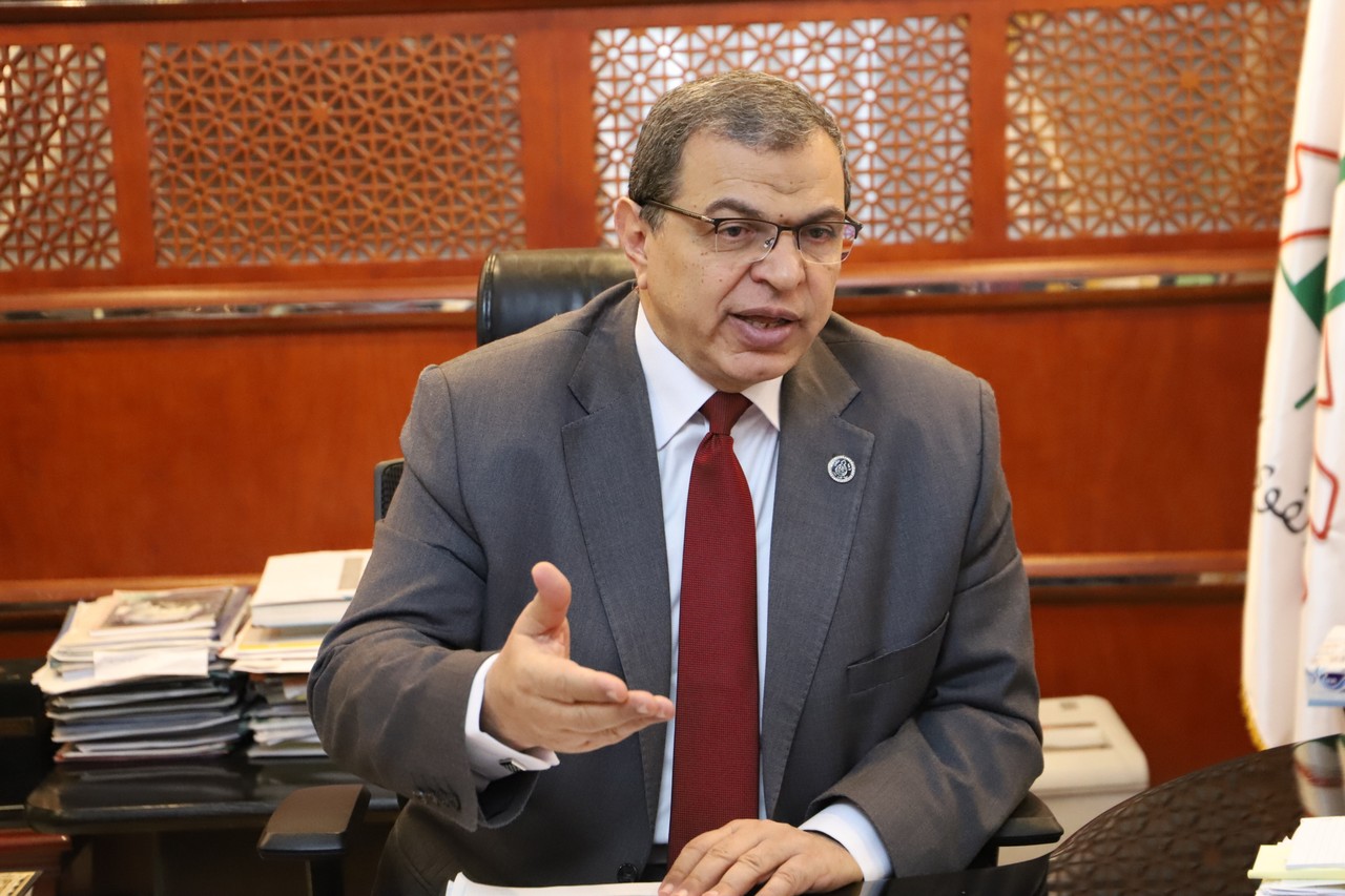 وزير القوى العاملة محمد سعفان